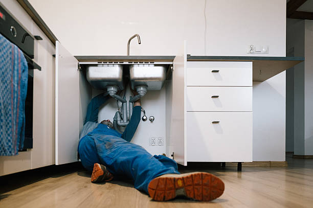 Professional Leak Detection technician working in Windsor, NJ